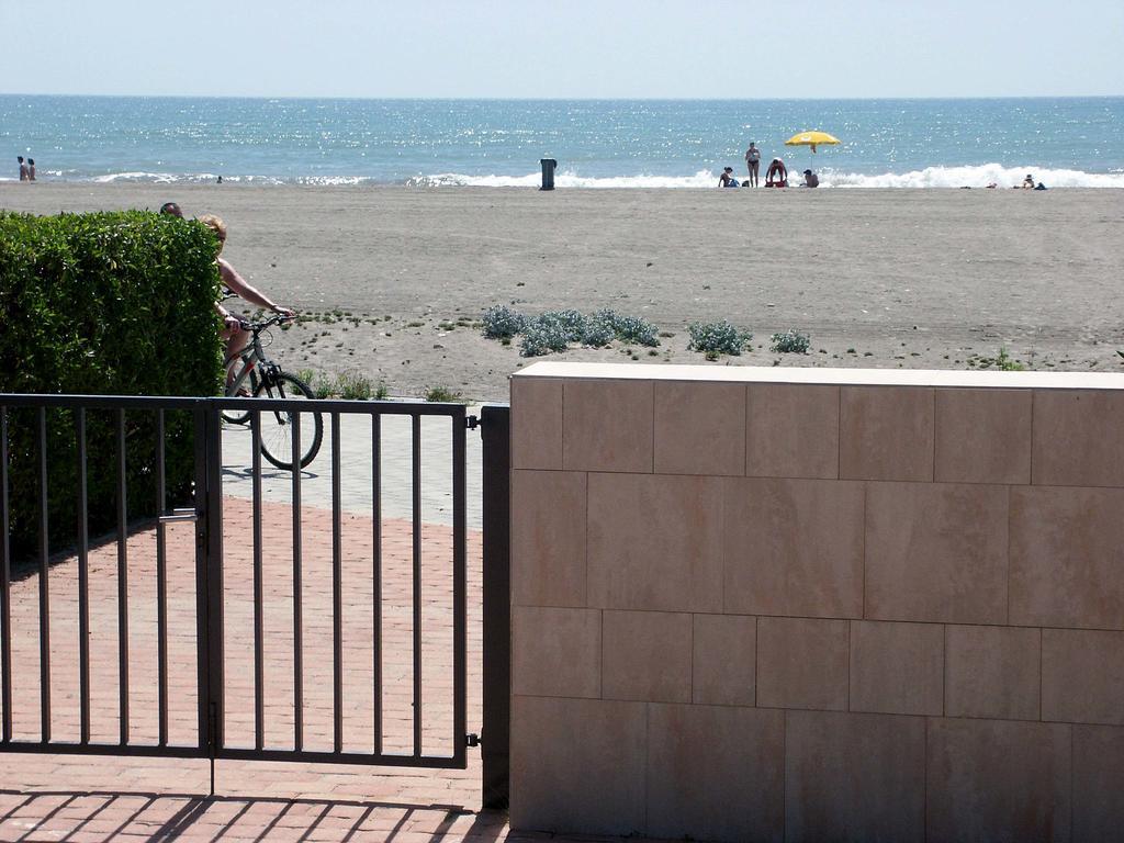 Apartamento Venavera Playa De Baria 2 K-1D Primera Linea Gran Terraza Y Wifi Dış mekan fotoğraf
